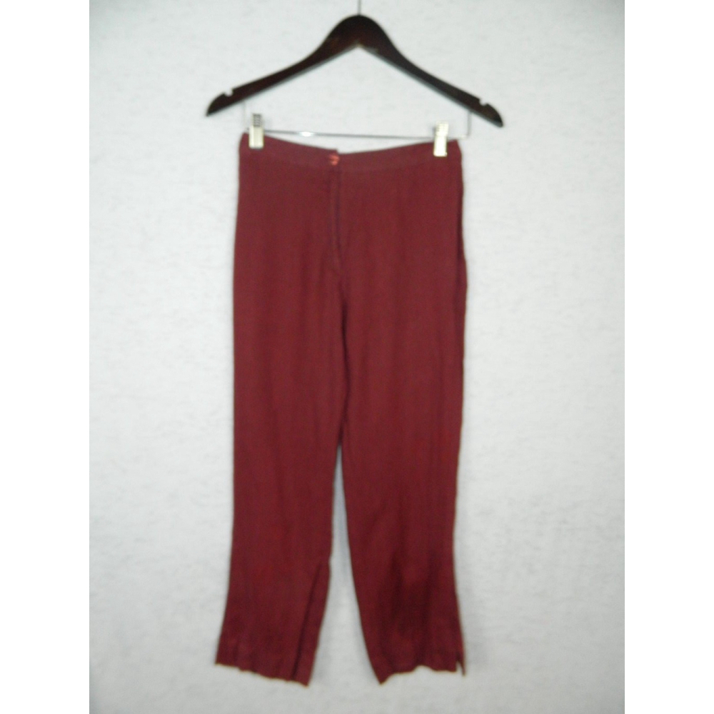 Kookai‎ Pants Size 4 US /36 EU Burgundy Linen High Waisted Cropped 8" Side Split